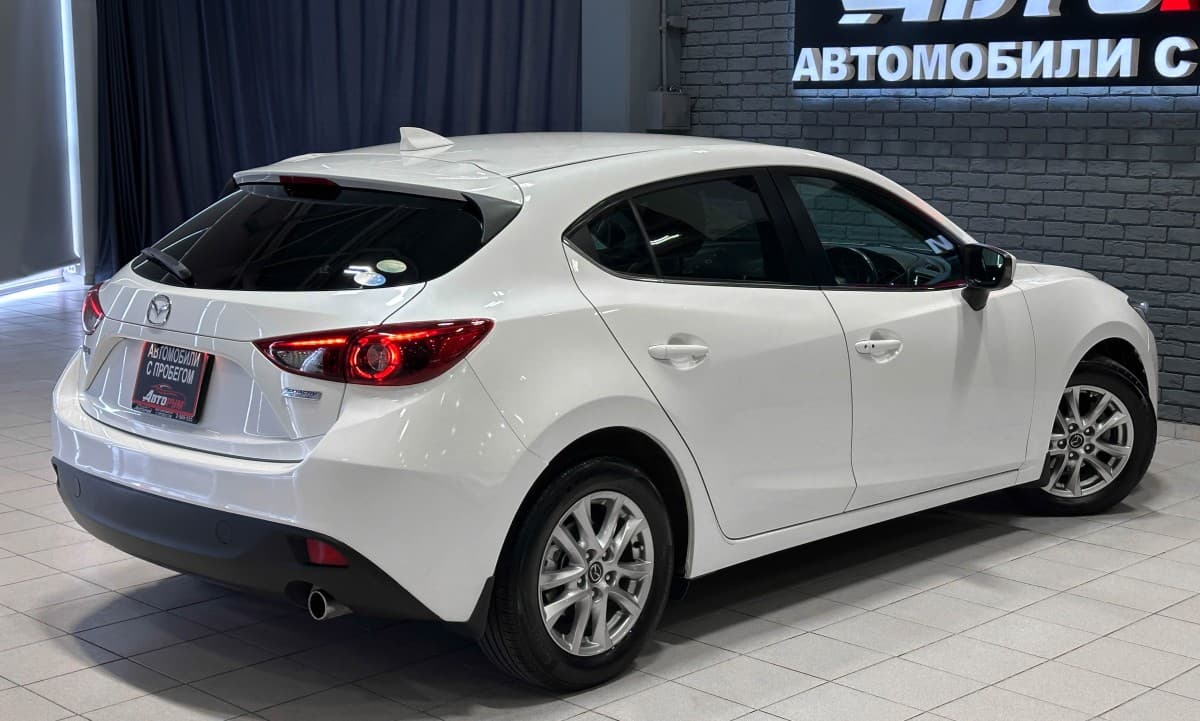 Mazda Axela - фото 6