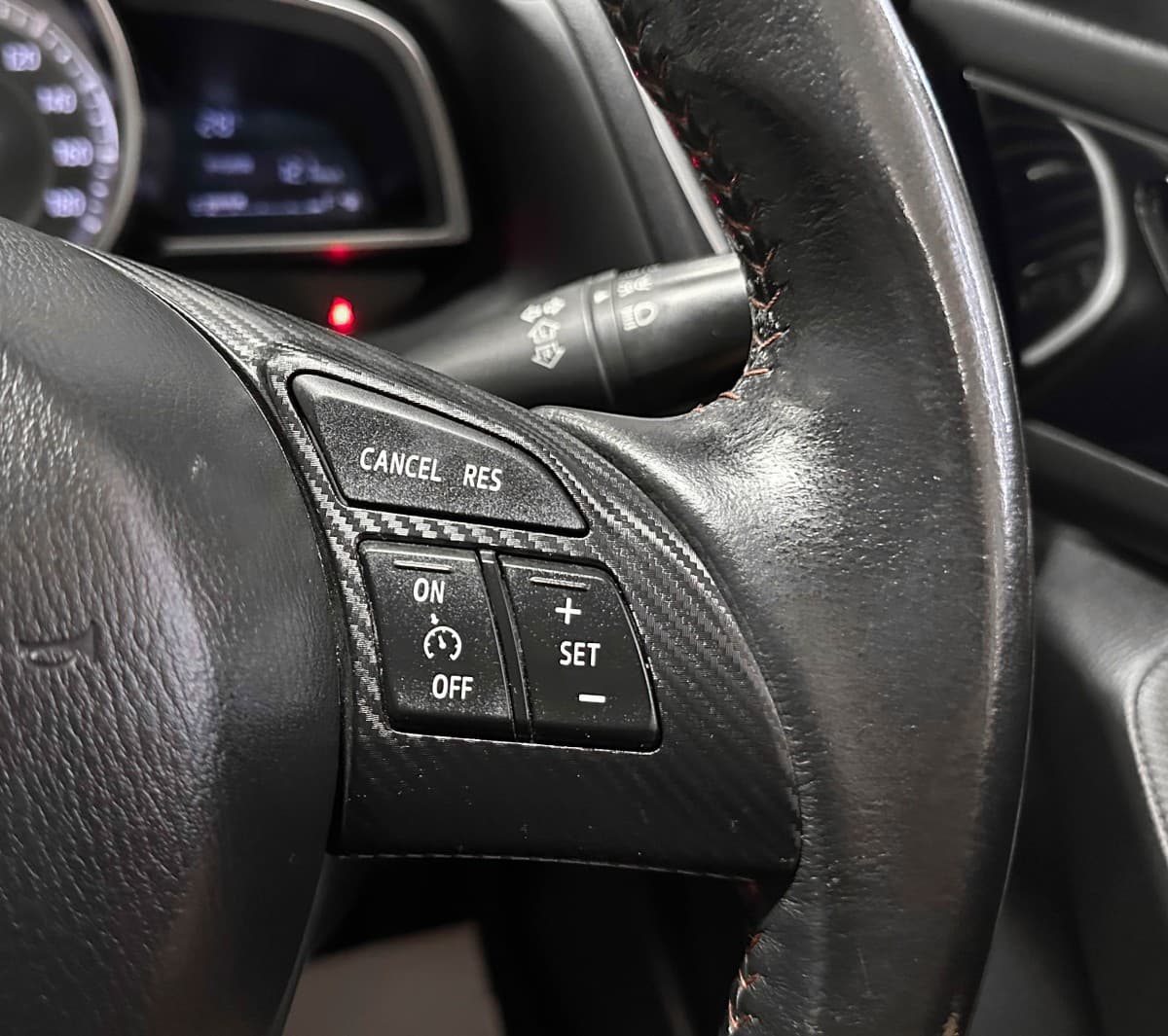 Mazda Axela - фото 21