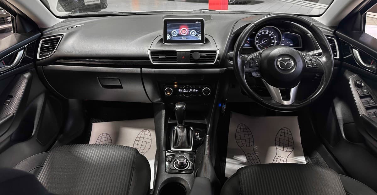 Mazda Axela - фото 26