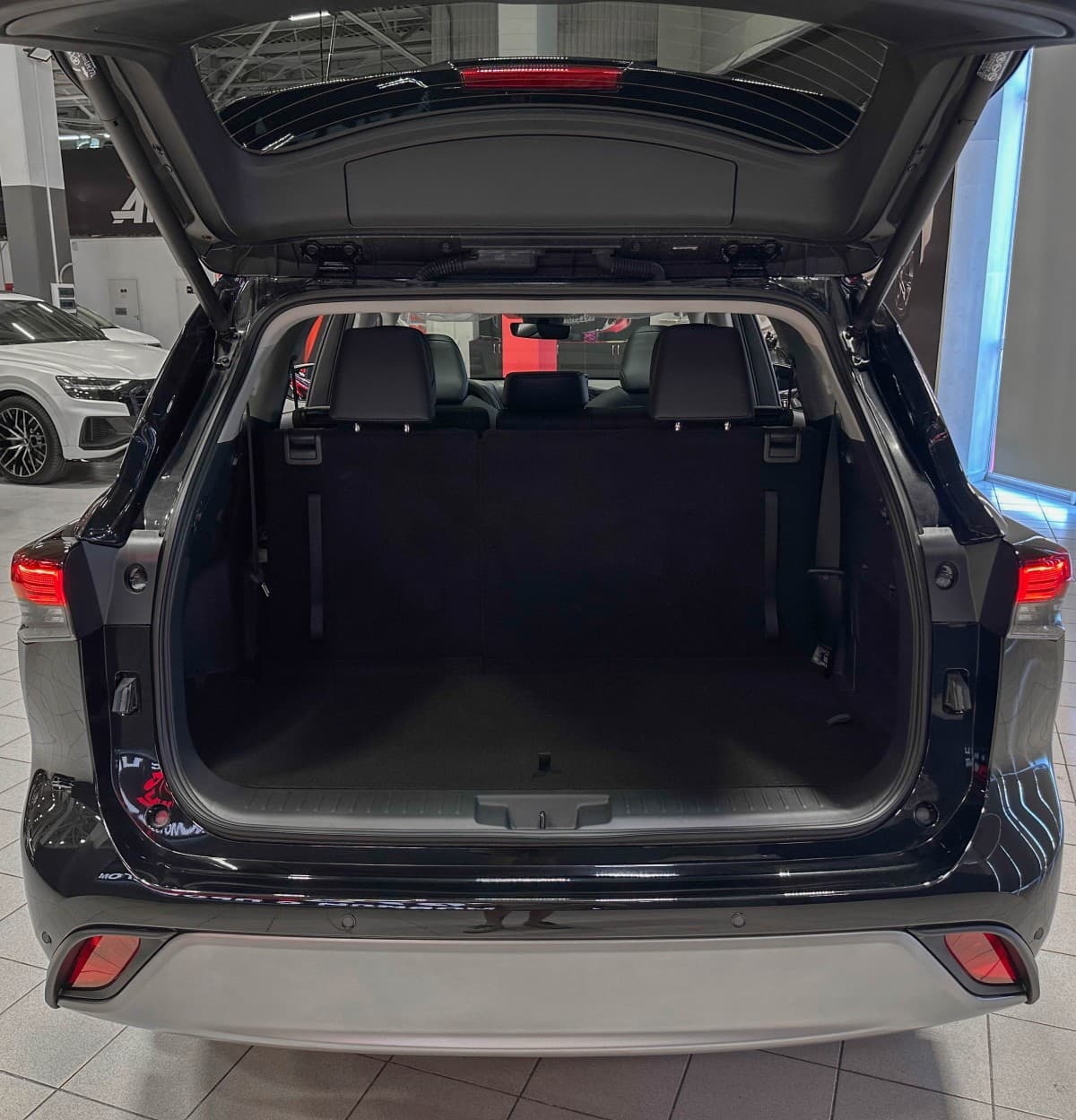 Toyota Highlander - фото 14