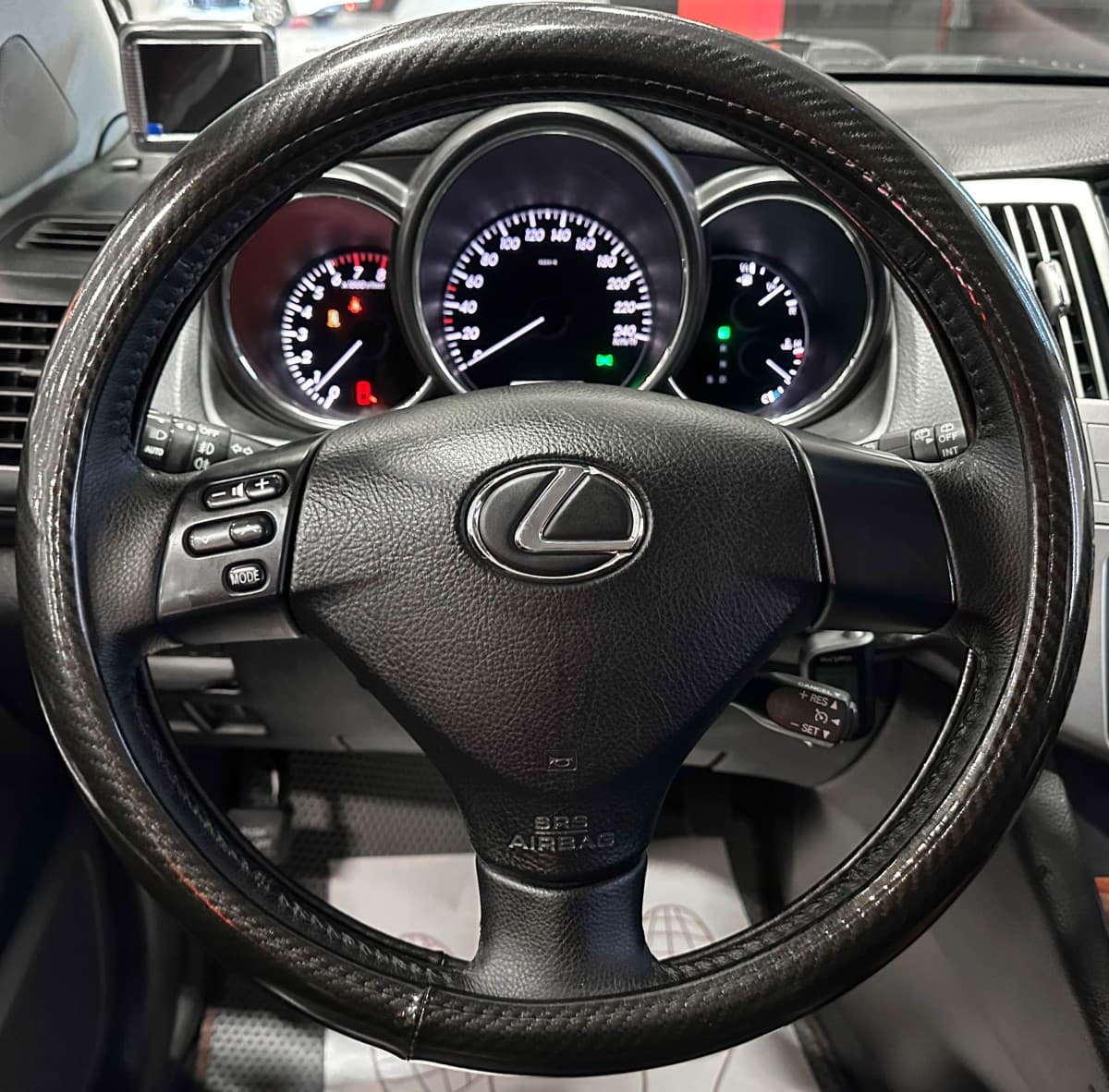 Lexus RX300 - фото 25