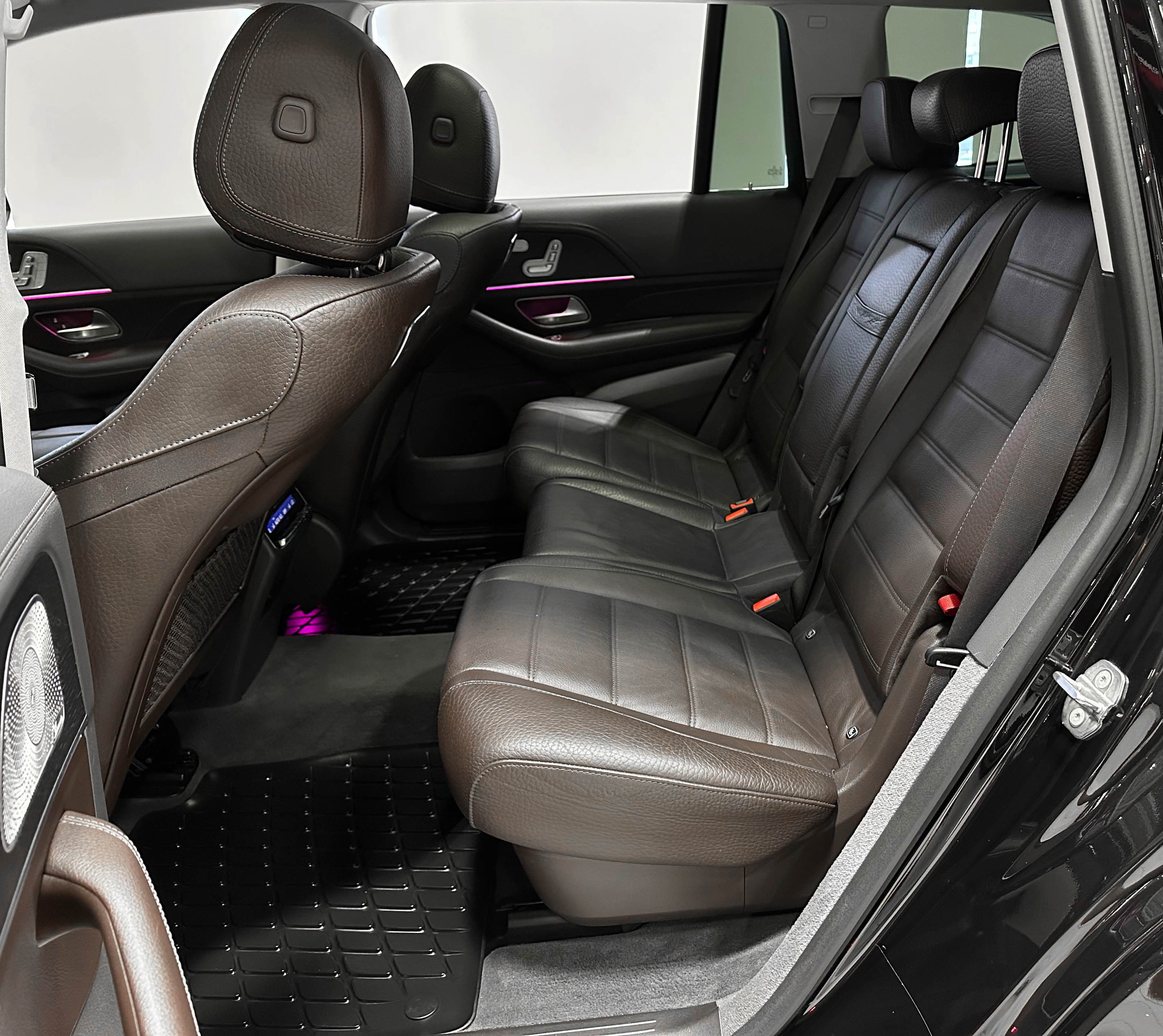 Mercedes-Benz GLS 400 - фото 12
