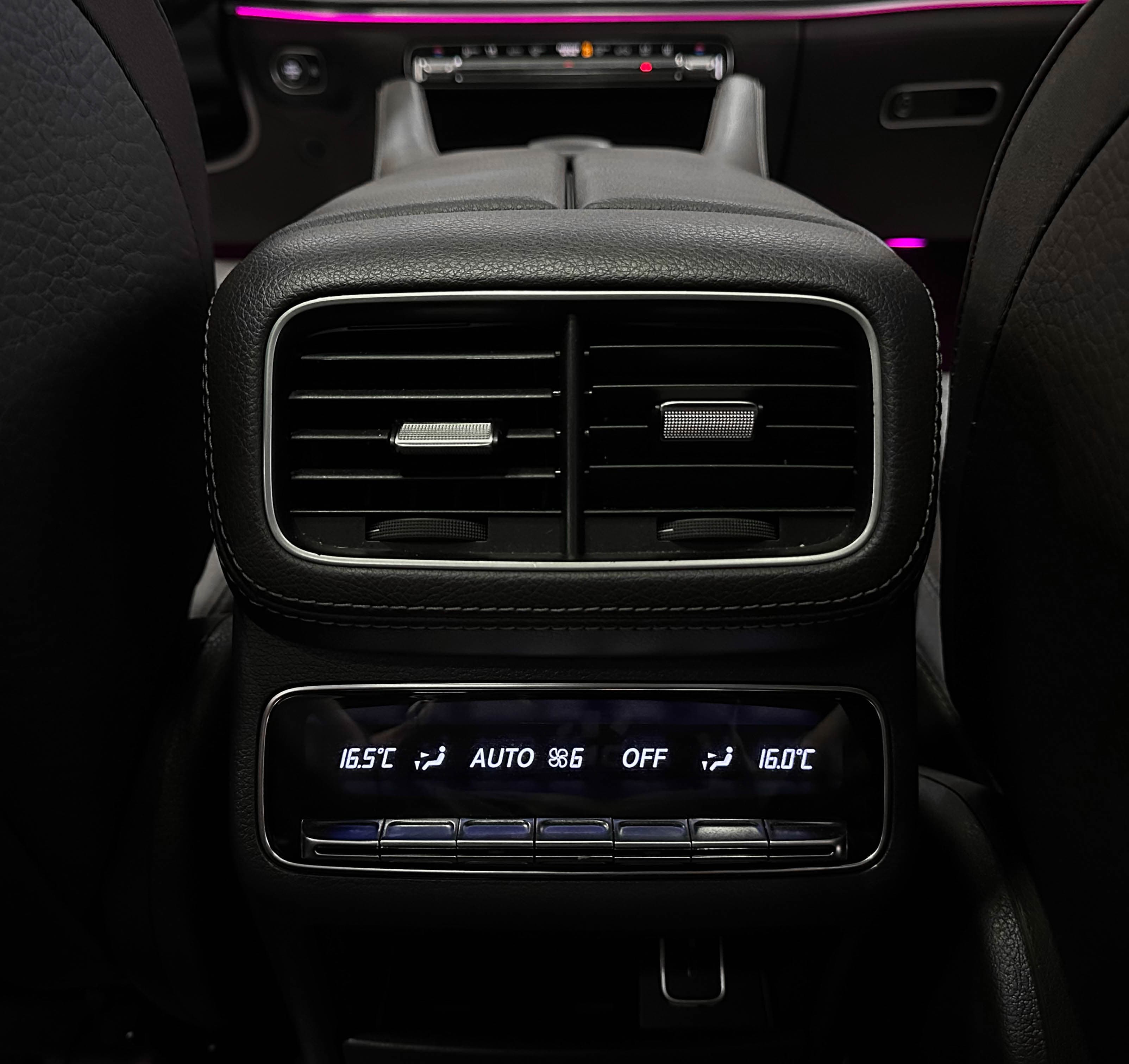 Mercedes-Benz GLS 400 - фото 30