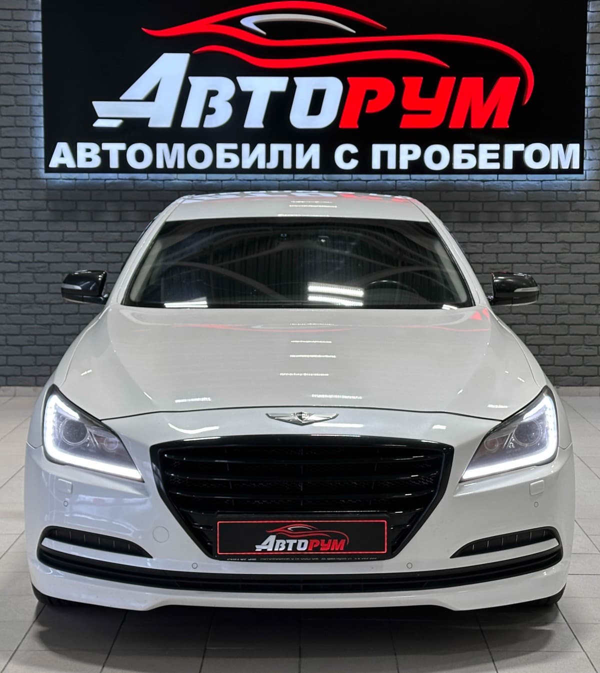 Hyundai Genesis - фото 4