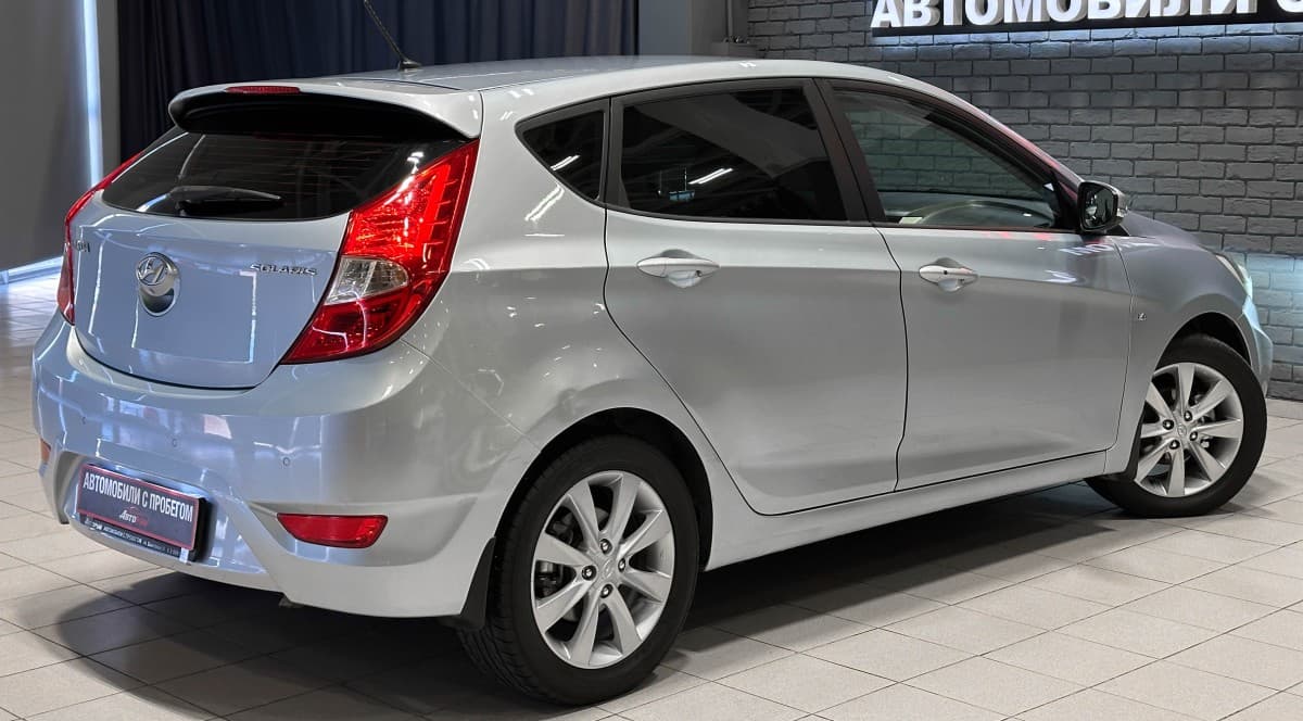 Hyundai Solaris - фото 6