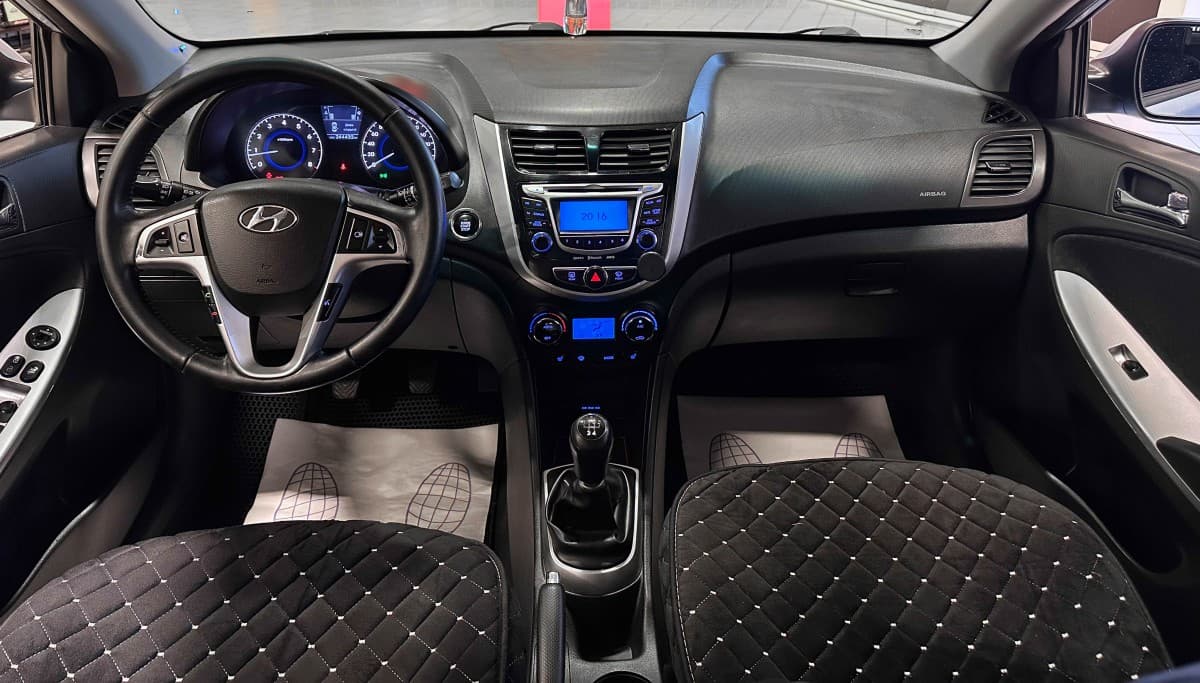 Hyundai Solaris - фото 26