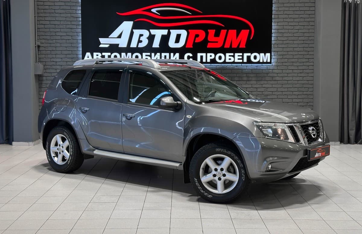 Nissan Terrano - 1