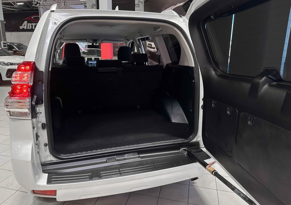 Toyota Land Cruiser Prado - фото 13