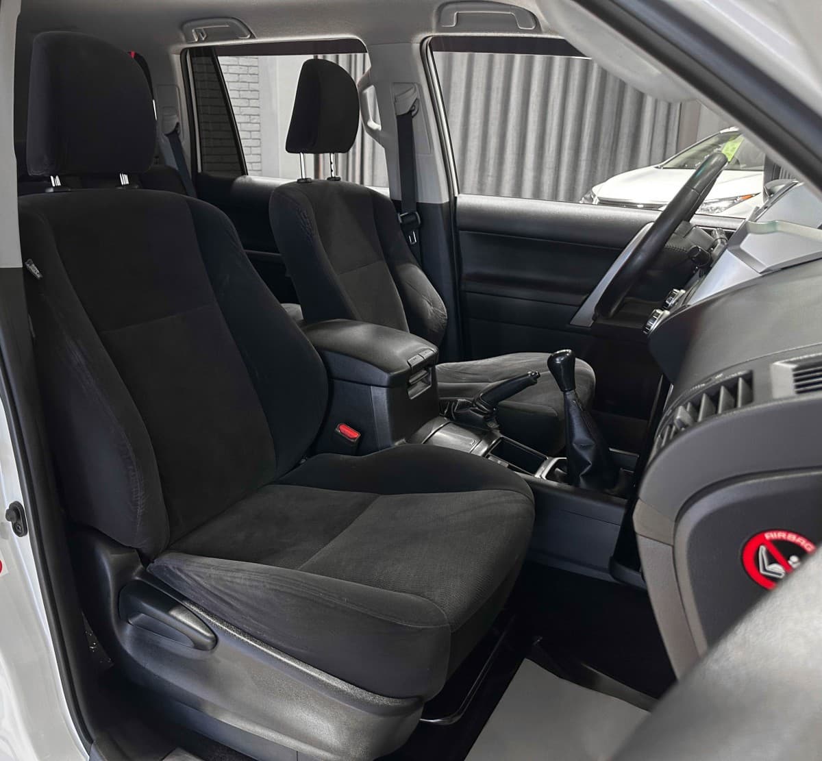 Toyota Land Cruiser Prado - фото 15