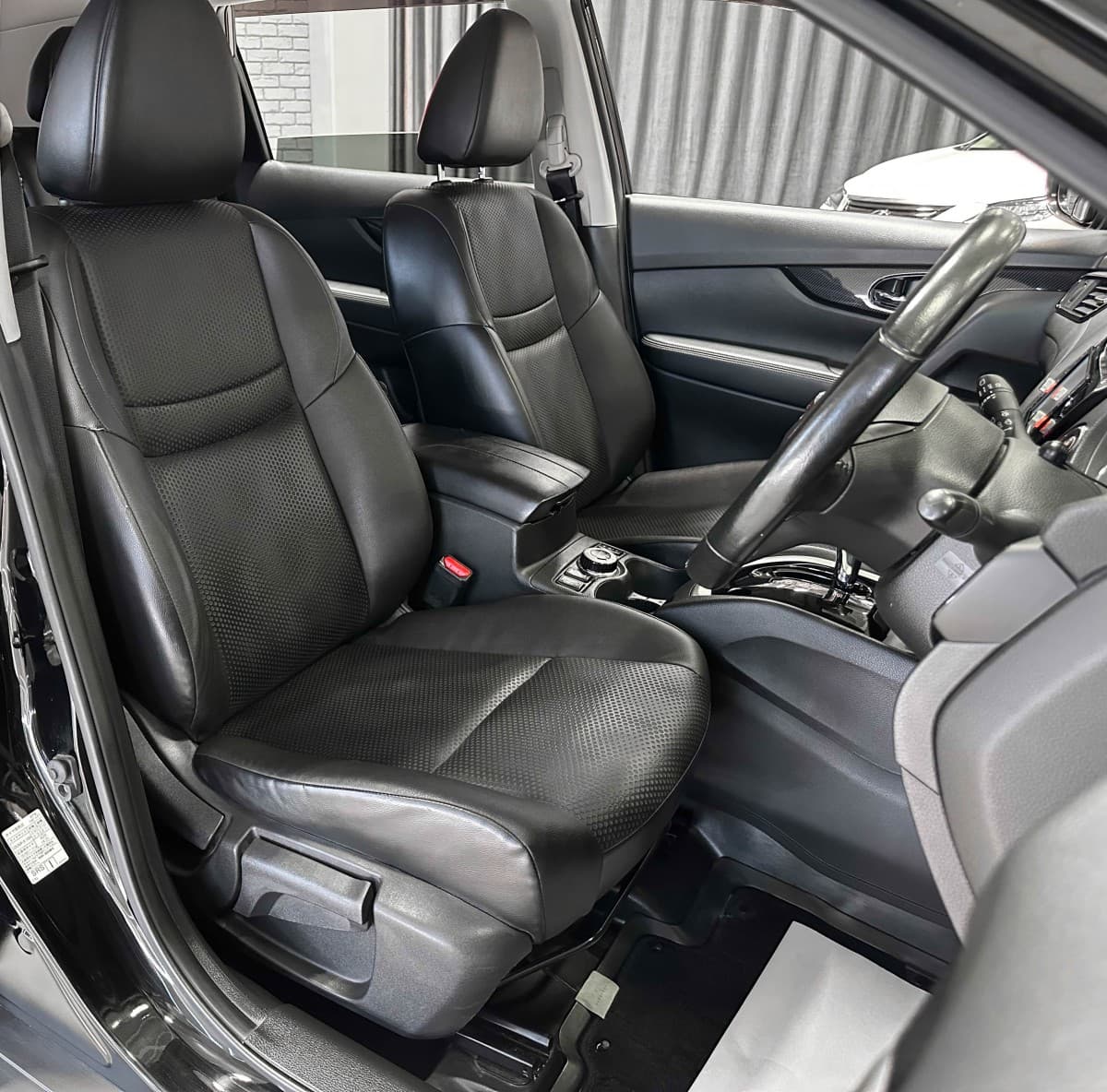 Nissan X-Trail - фото 11