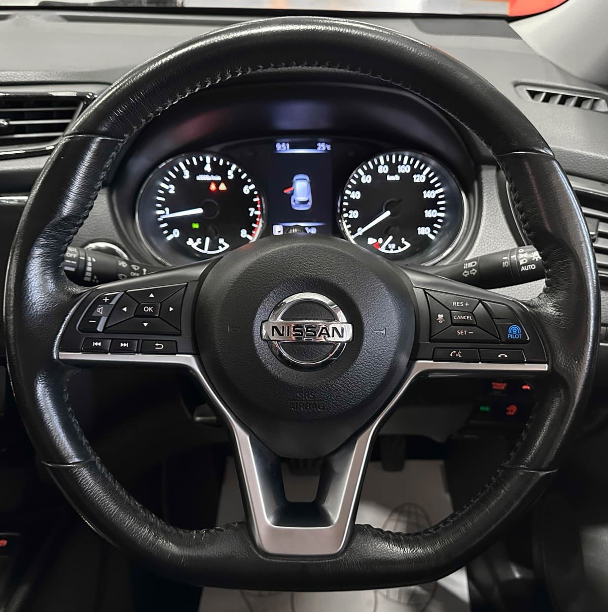 Nissan X-Trail - фото 27