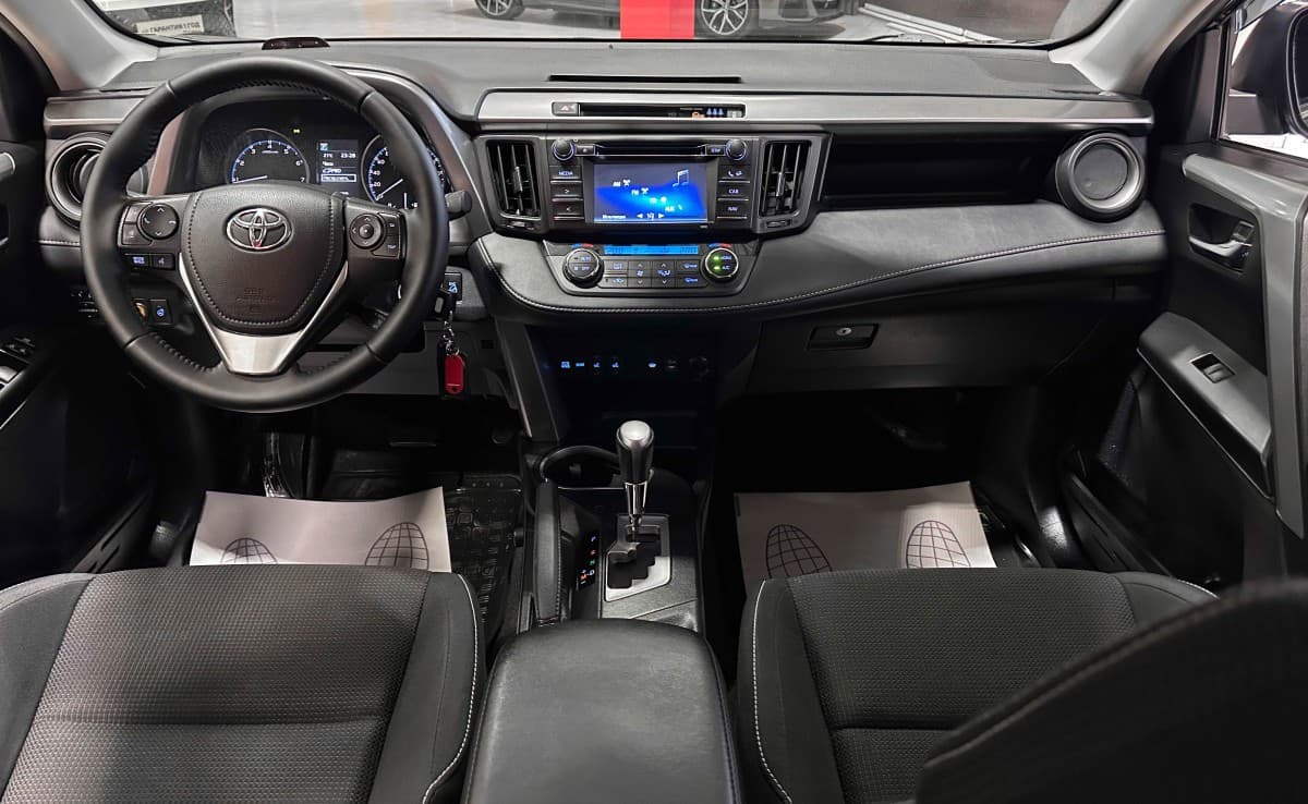 Toyota RAV4 - фото 27