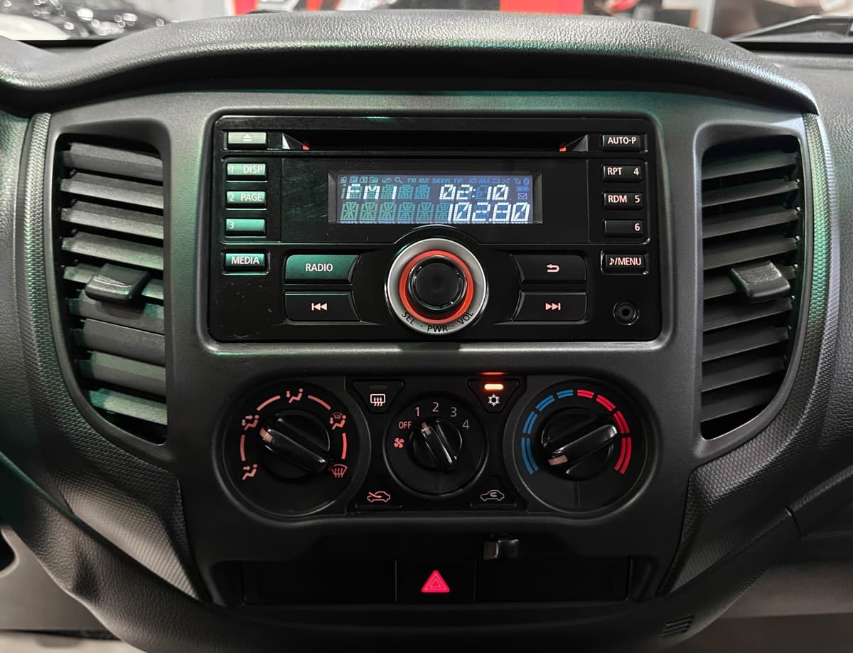 Mitsubishi L200 - фото 21