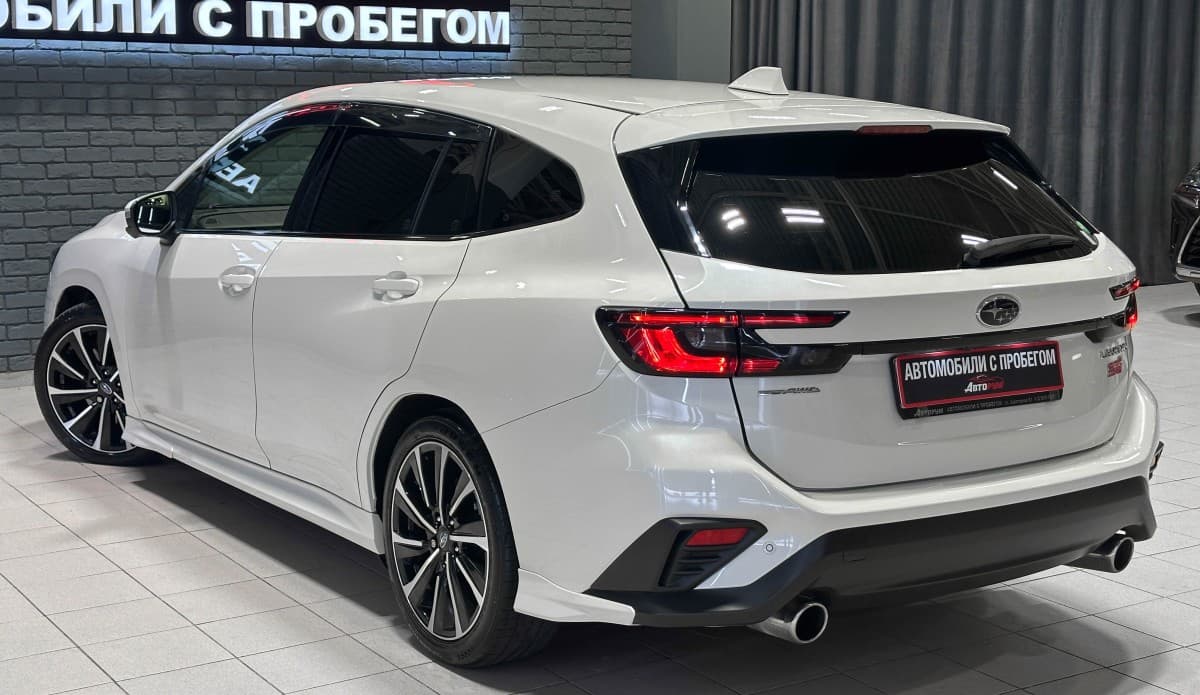 Subaru Levorg - фото 8