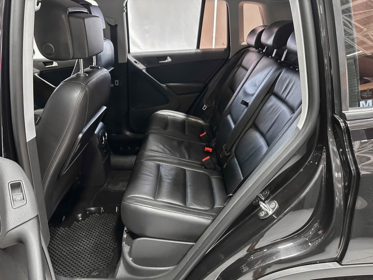 Volkswagen Tiguan - фото 13