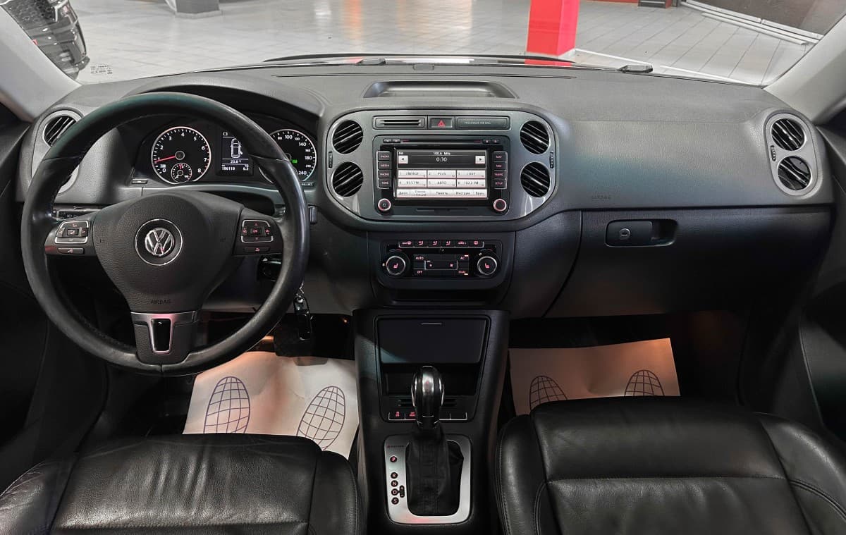 Volkswagen Tiguan - фото 27