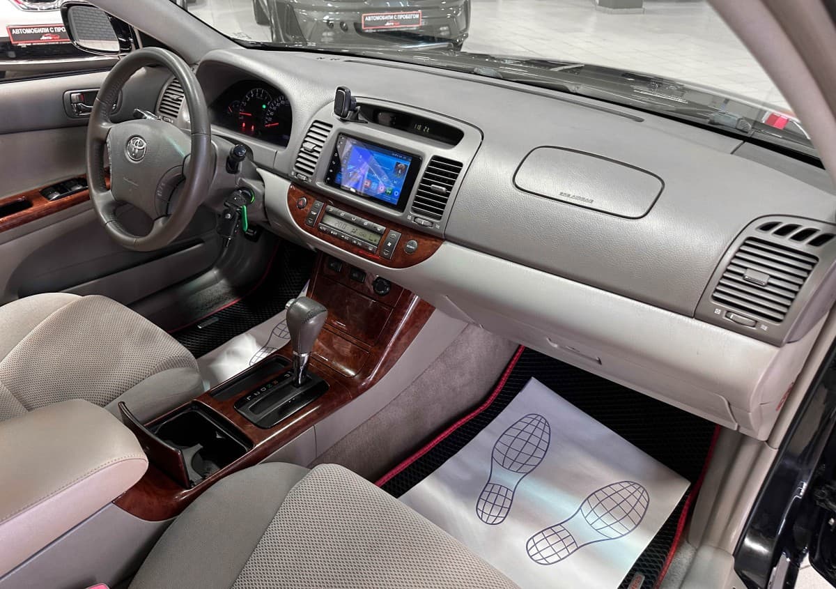 Toyota Camry - фото 16