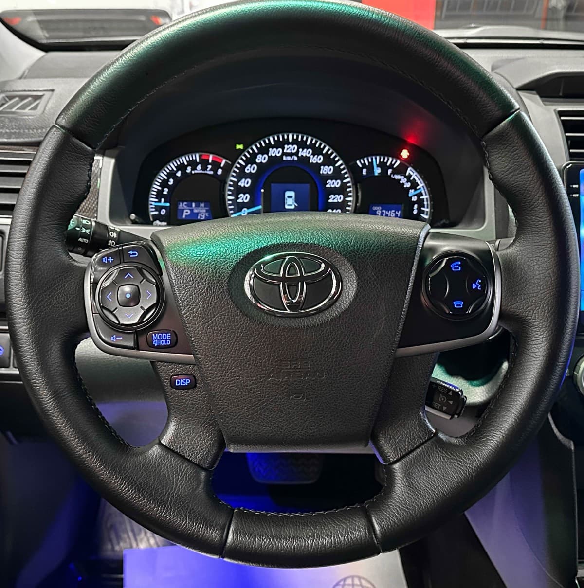 Toyota Camry - фото 26