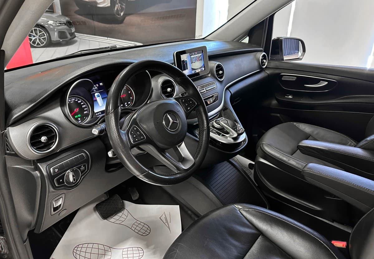Mercedes-Benz V-Класс - фото 11