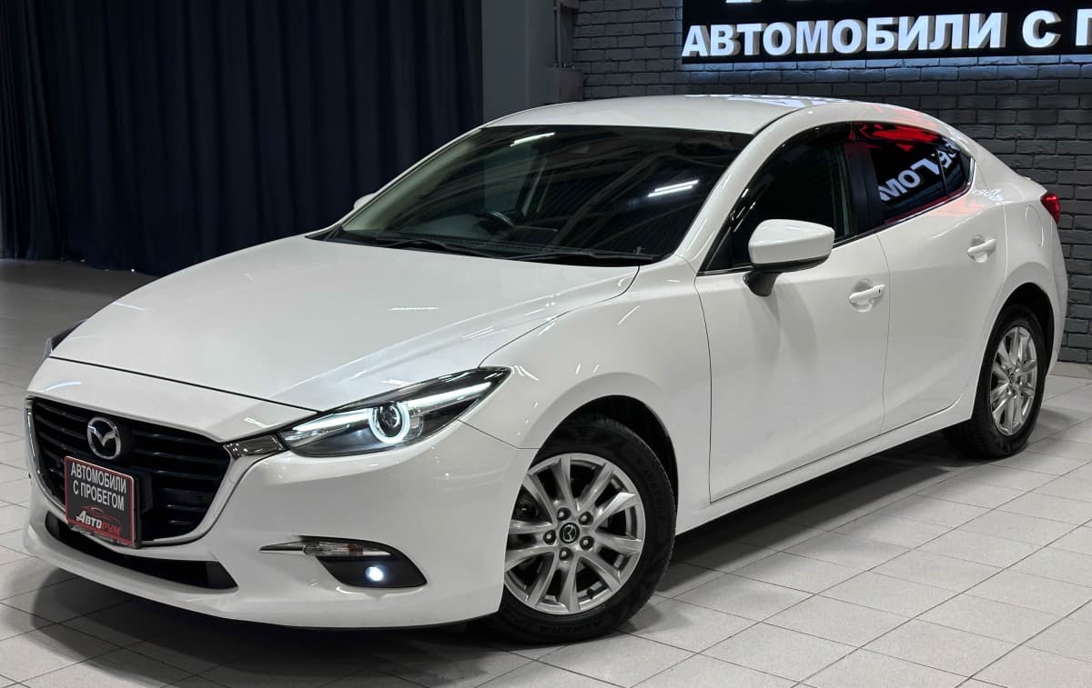 Mazda Axela - 2