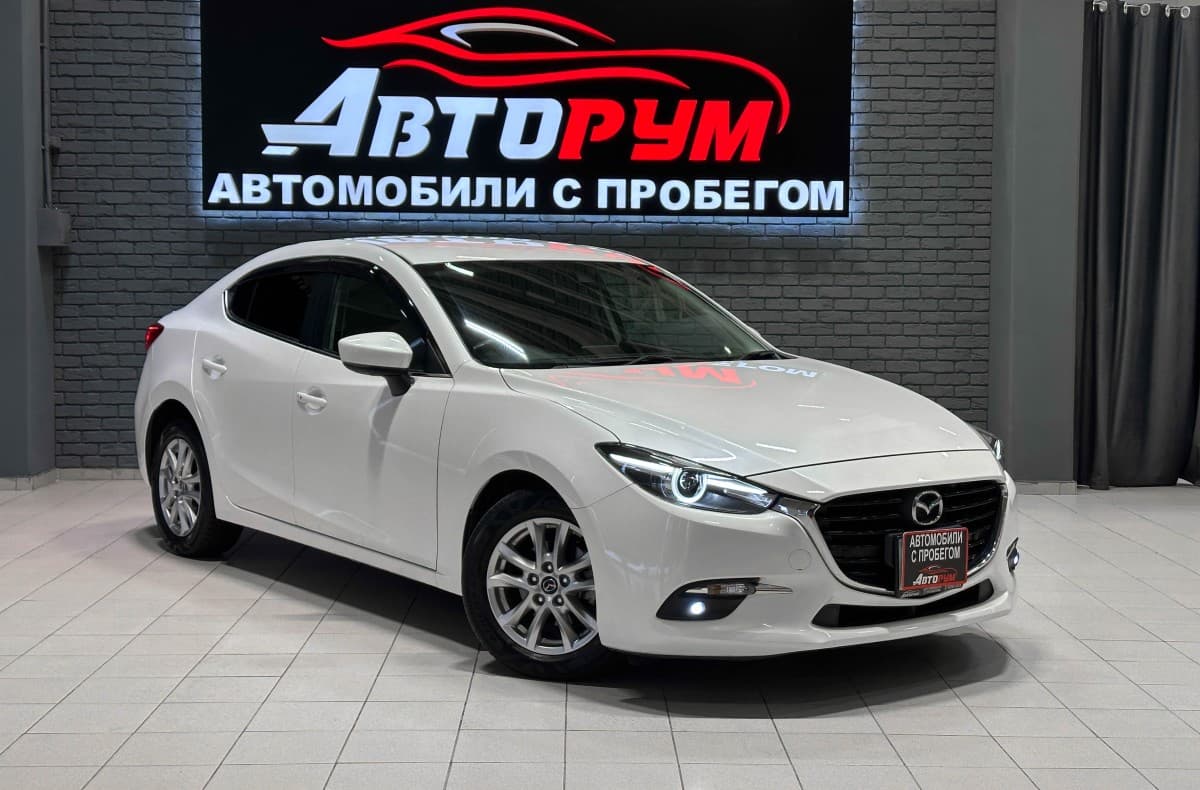 Mazda Axela - 1