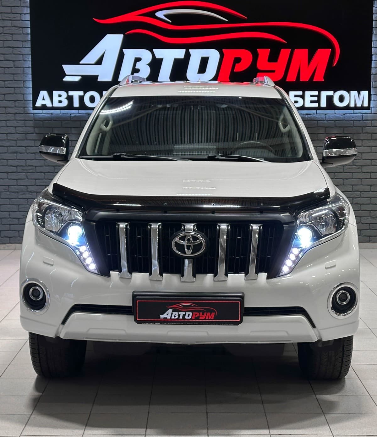 Toyota Land Cruiser Prado - 3