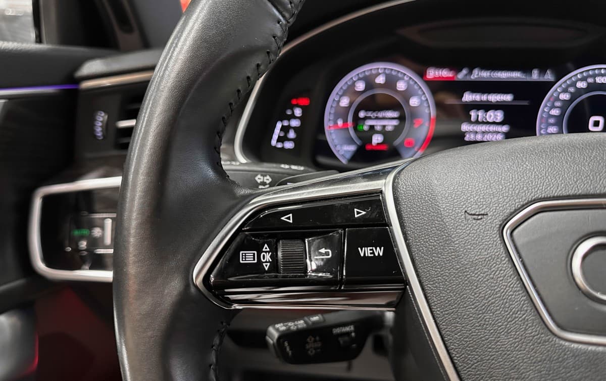 Audi A6 - фото 24