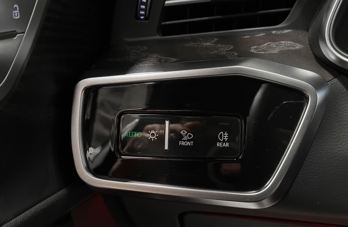 Audi A6 - фото 22