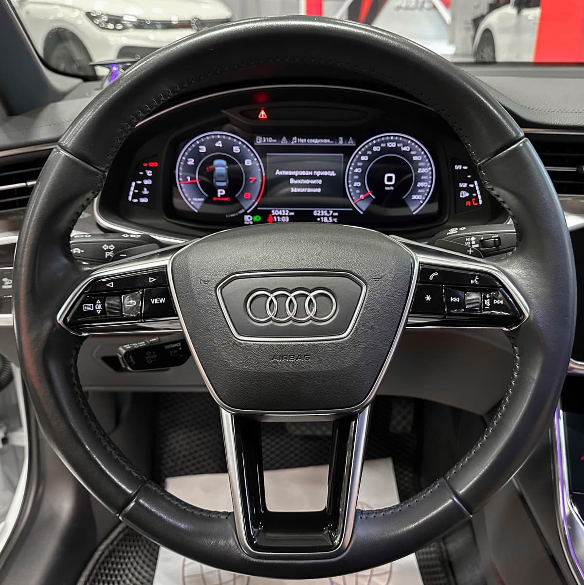 Audi A6 - фото 32