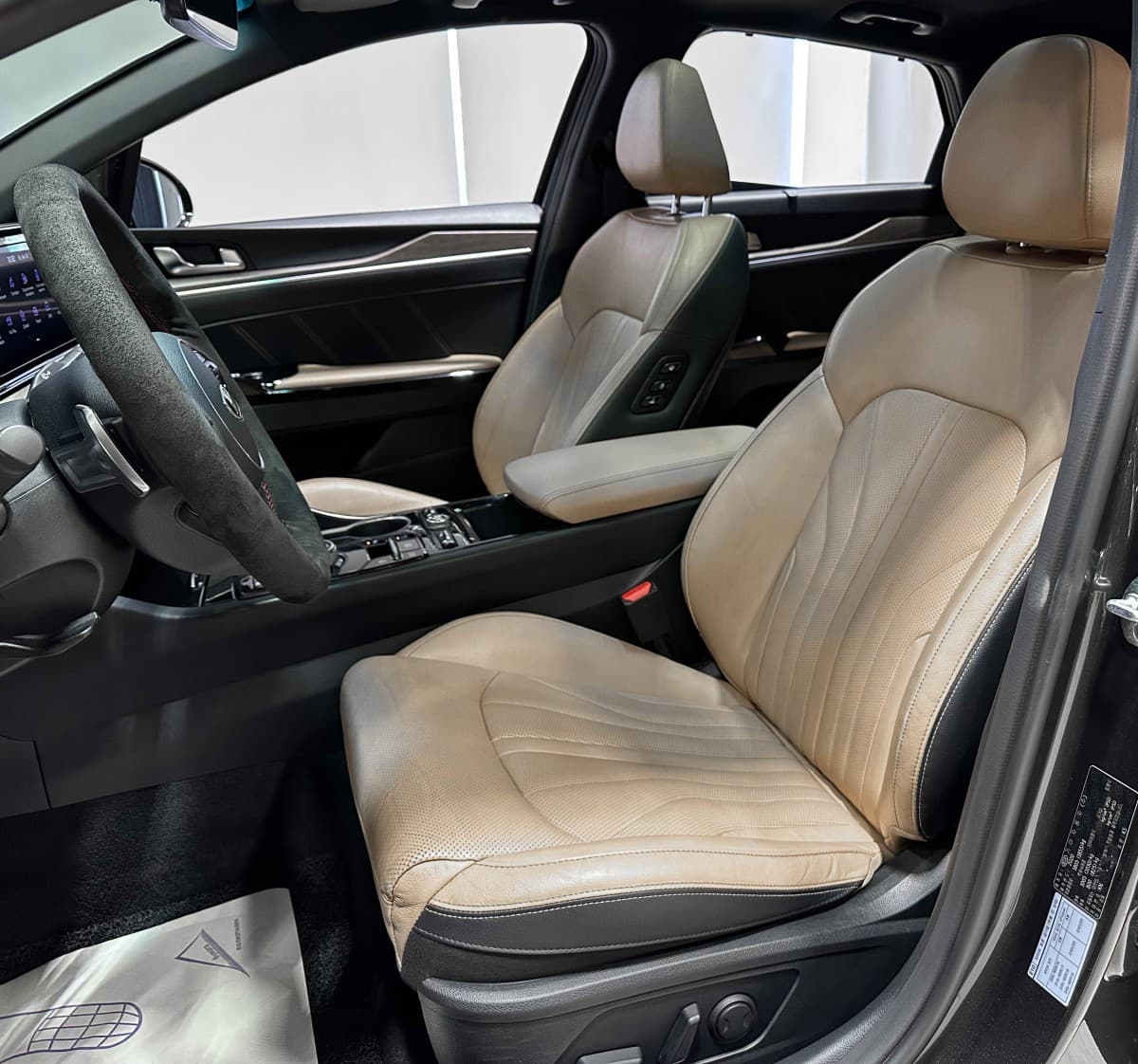 Kia K5 - фото 12