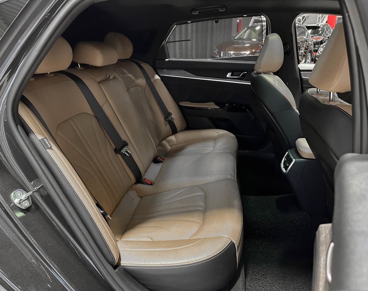 Kia K5 - фото 16