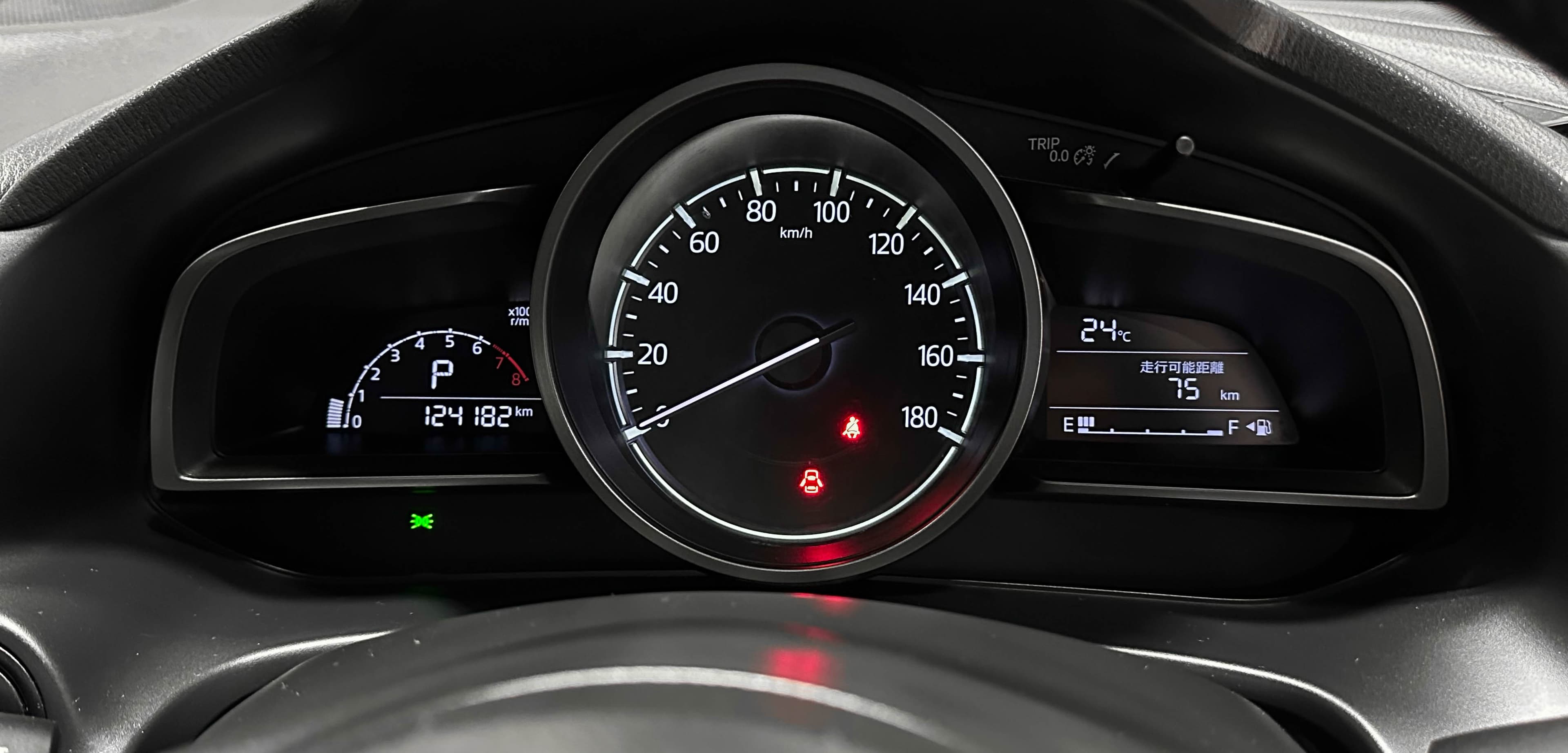 Mazda Axela - фото 18