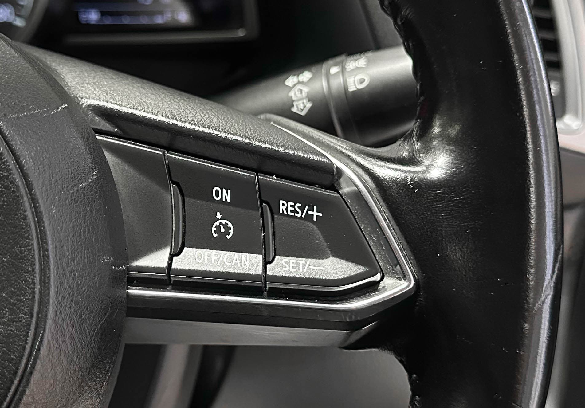 Mazda Axela - фото 20