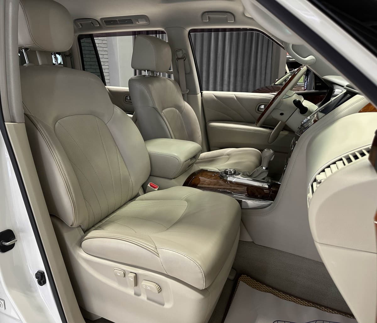 Infiniti QX80 - фото 19