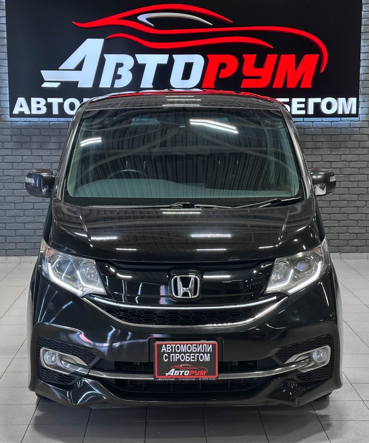 Honda Stepwgn SPADA - 3