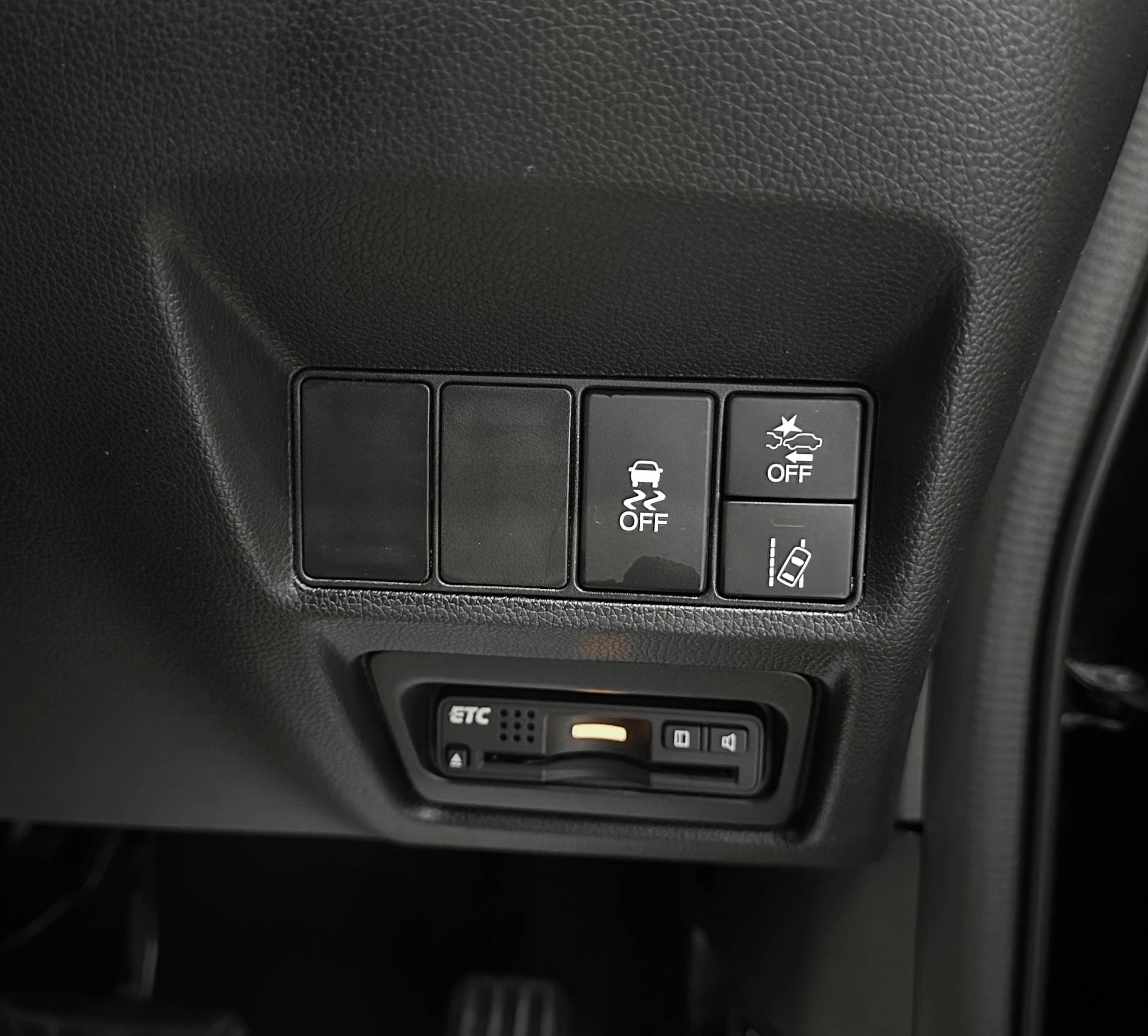 Honda Stepwgn SPADA - фото 19