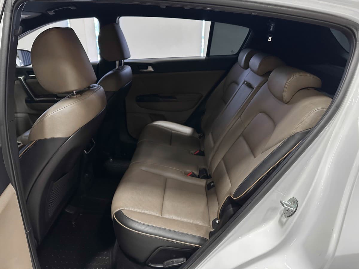 Kia Sportage - фото 12