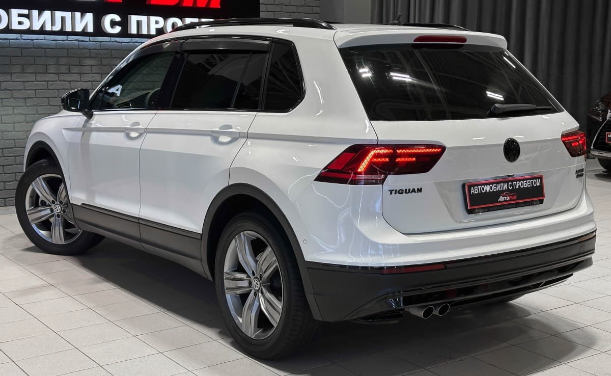 Volkswagen Tiguan - фото 9