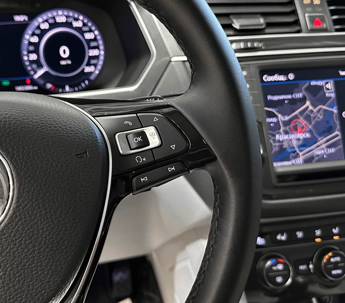 Volkswagen Tiguan - фото 22