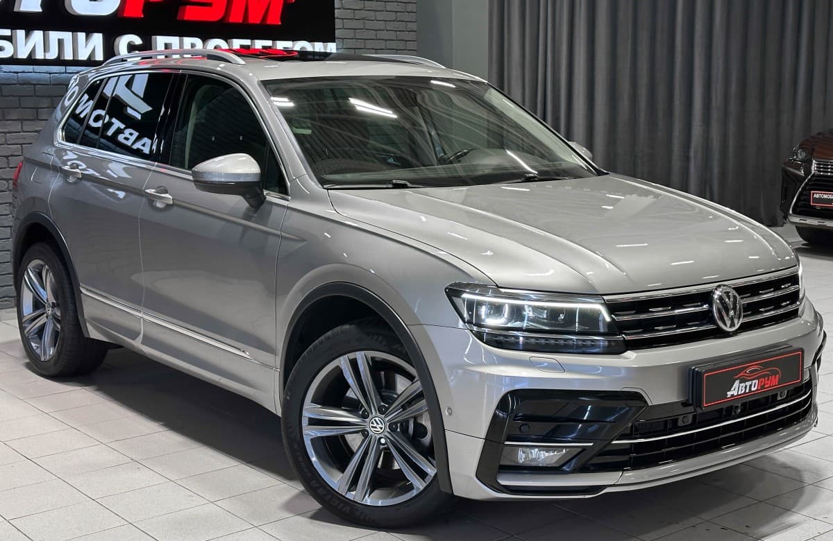 Volkswagen Tiguan - 5