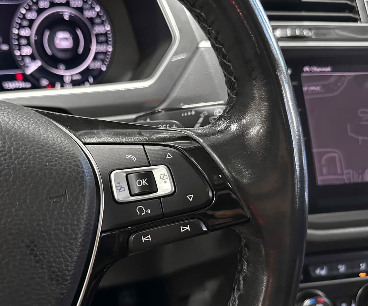 Volkswagen Tiguan - фото 22