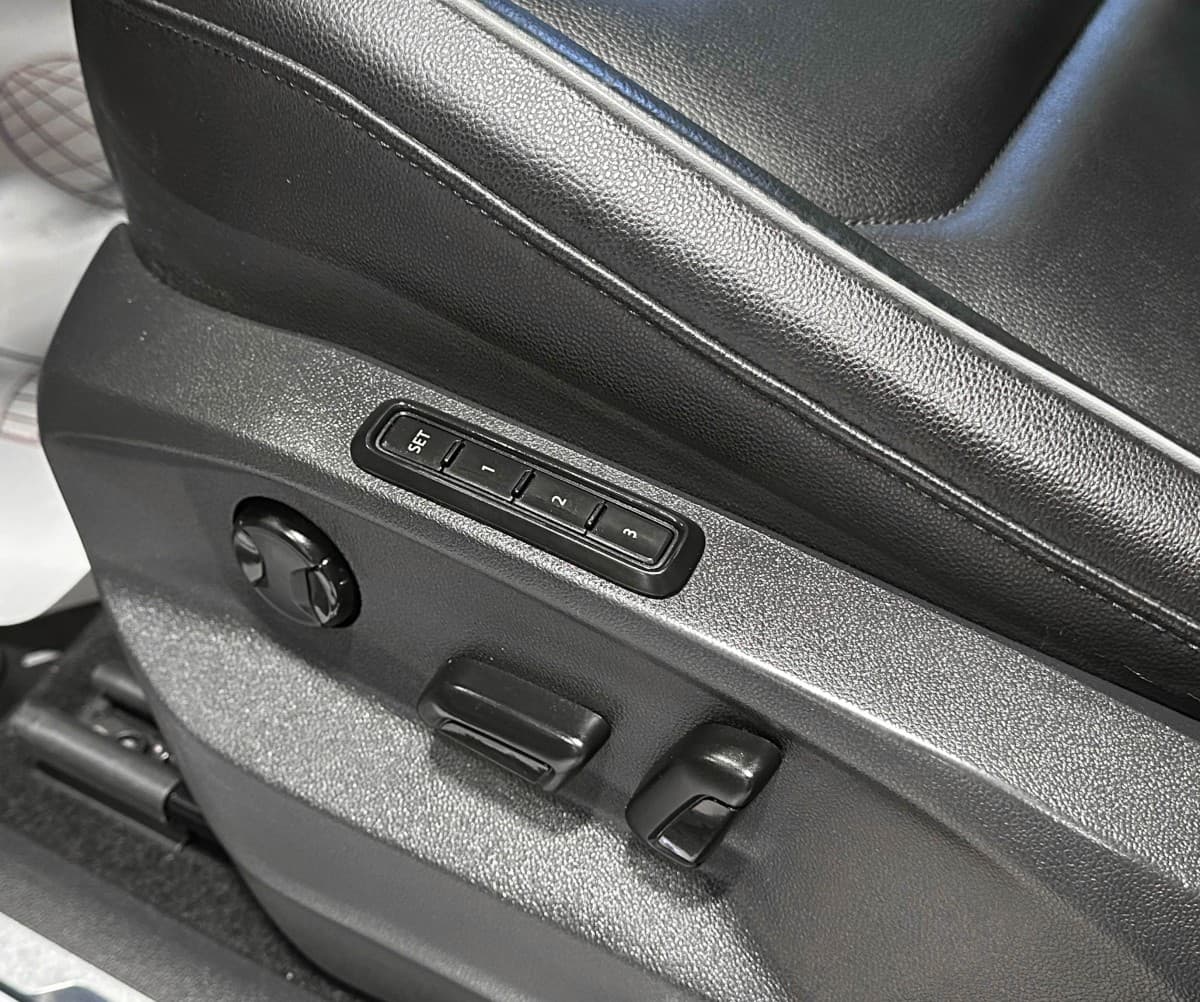 Volkswagen Tiguan - фото 19