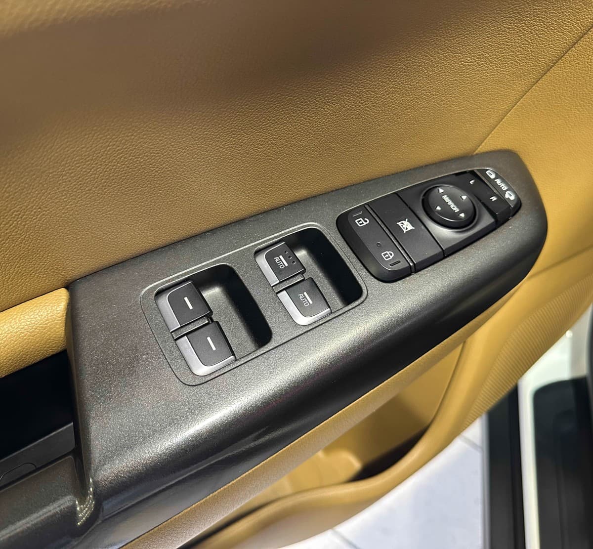 Kia Sportage - фото 17