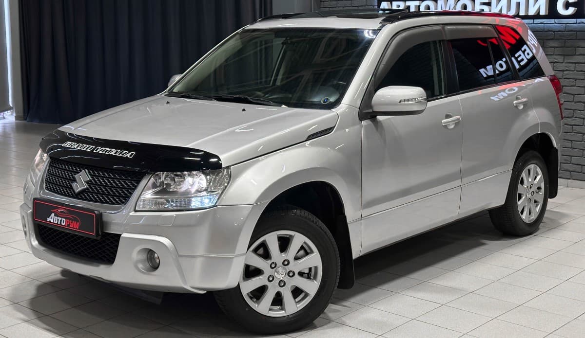 Suzuki Grand Vitara - 2