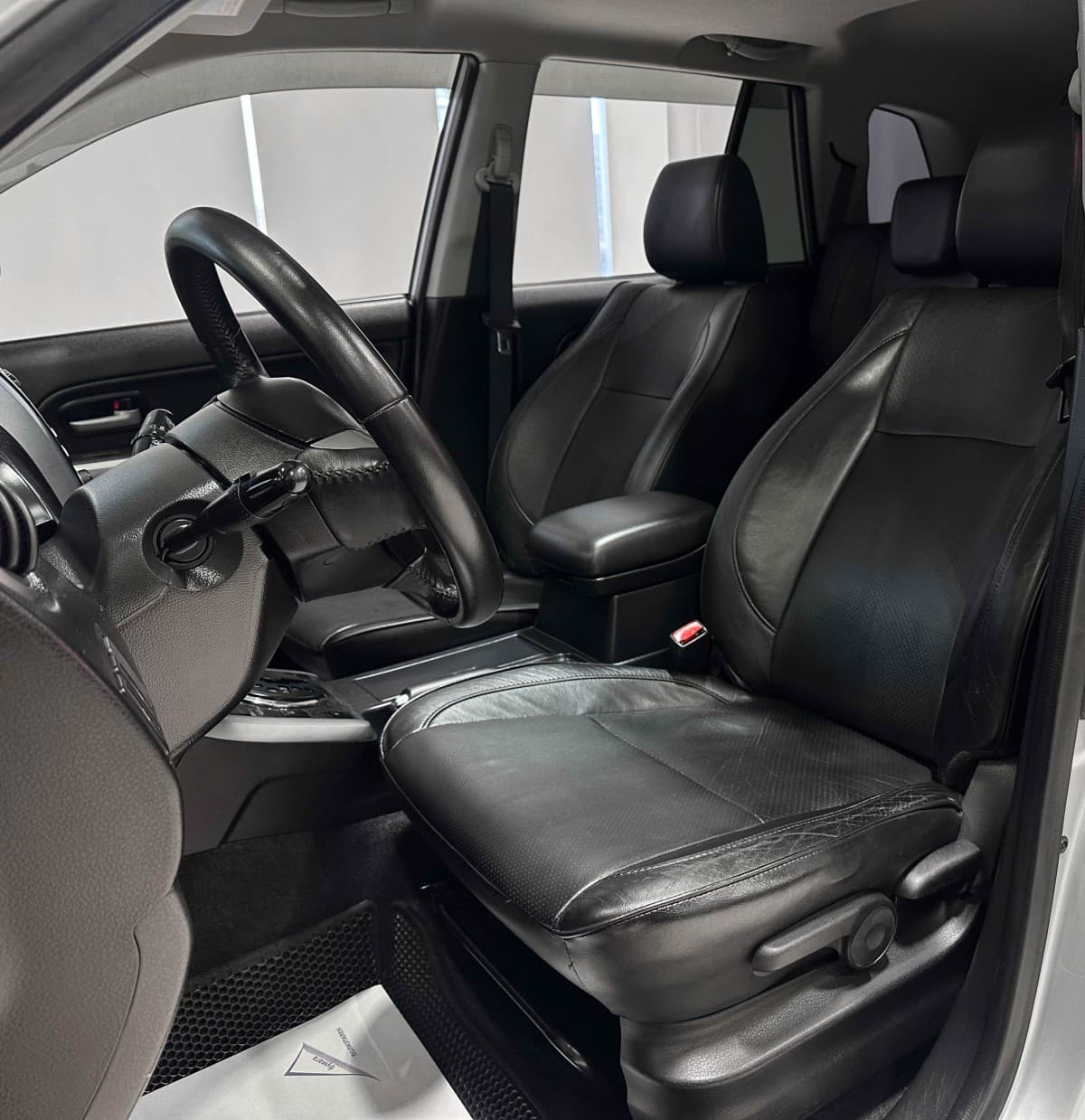 Suzuki Grand Vitara - фото 11