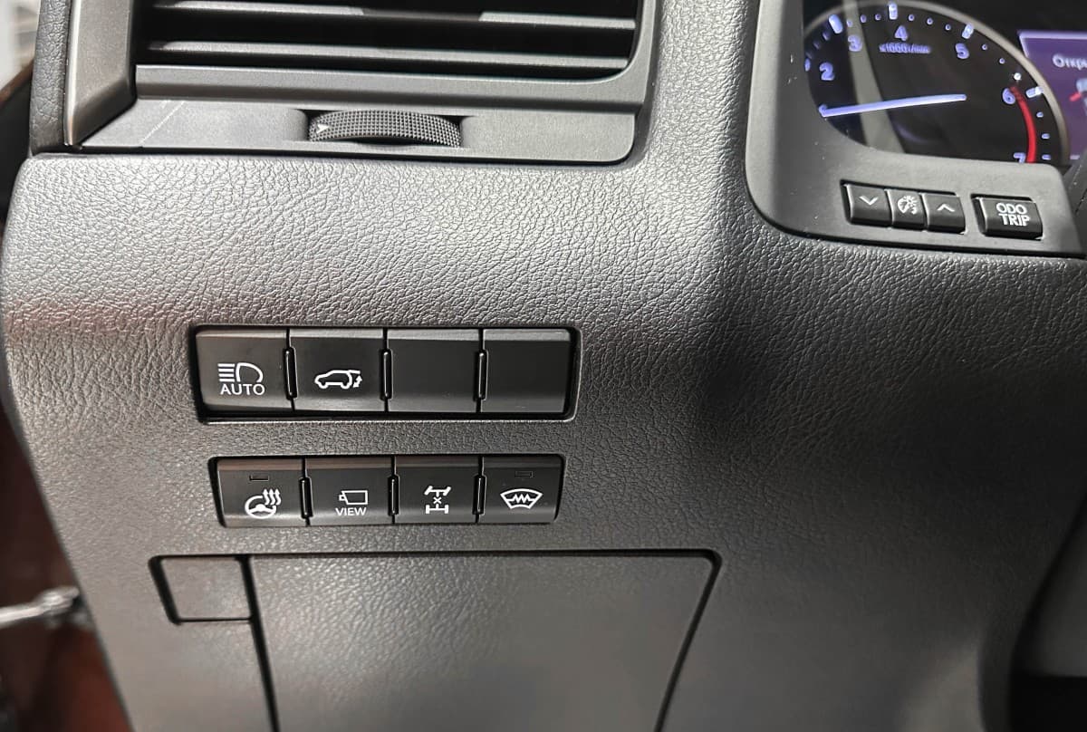 Lexus RX 200t - фото 17