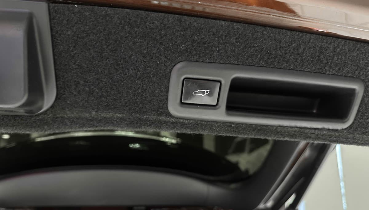 Lexus RX 200t - фото 11