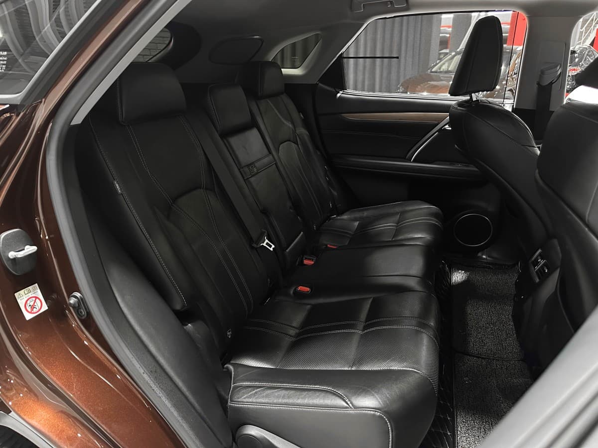 Lexus RX 200t - фото 12