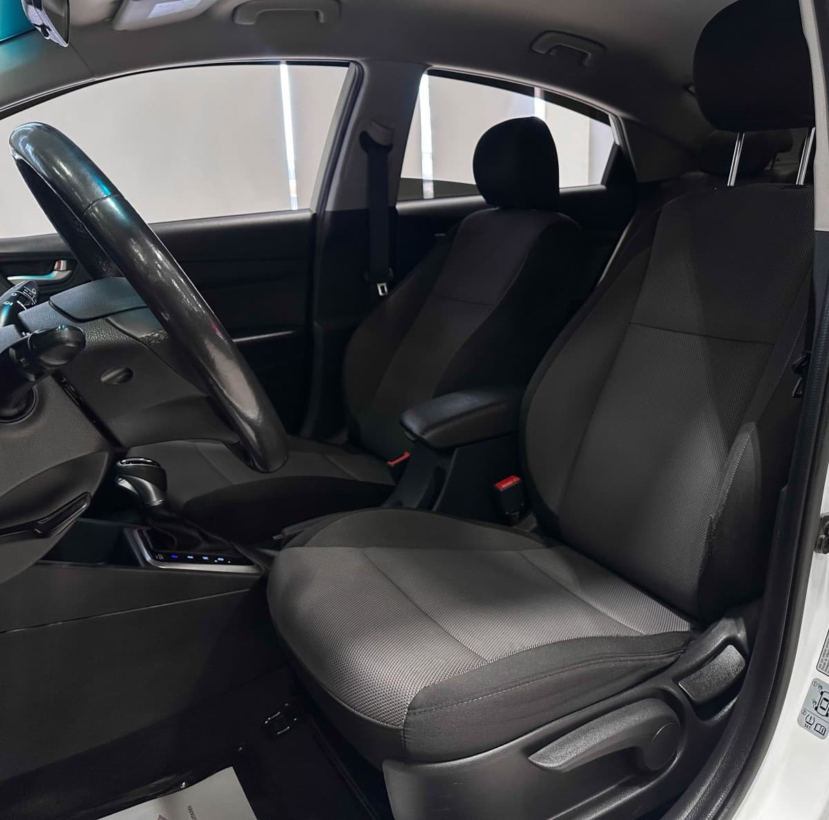 Hyundai Solaris - фото 9