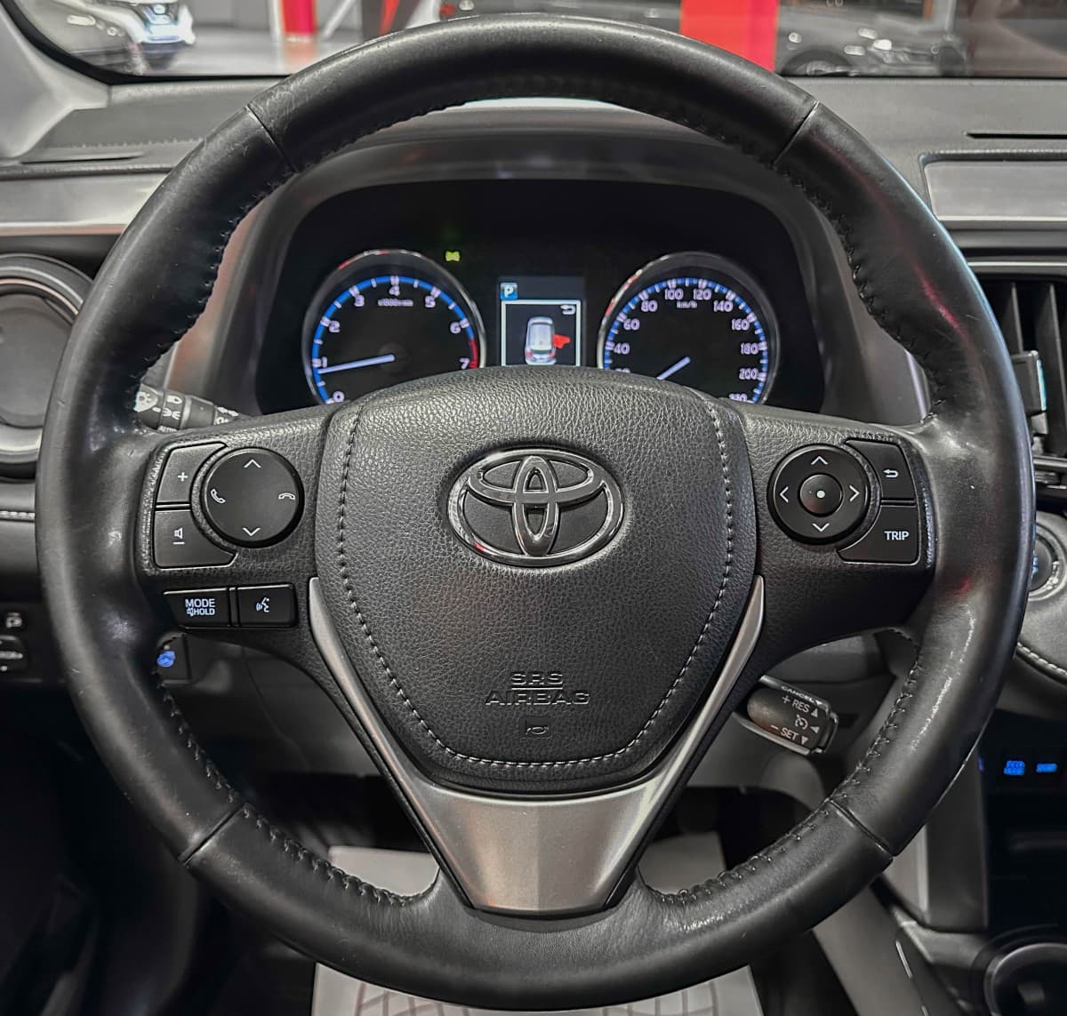 Toyota RAV4 - фото 25